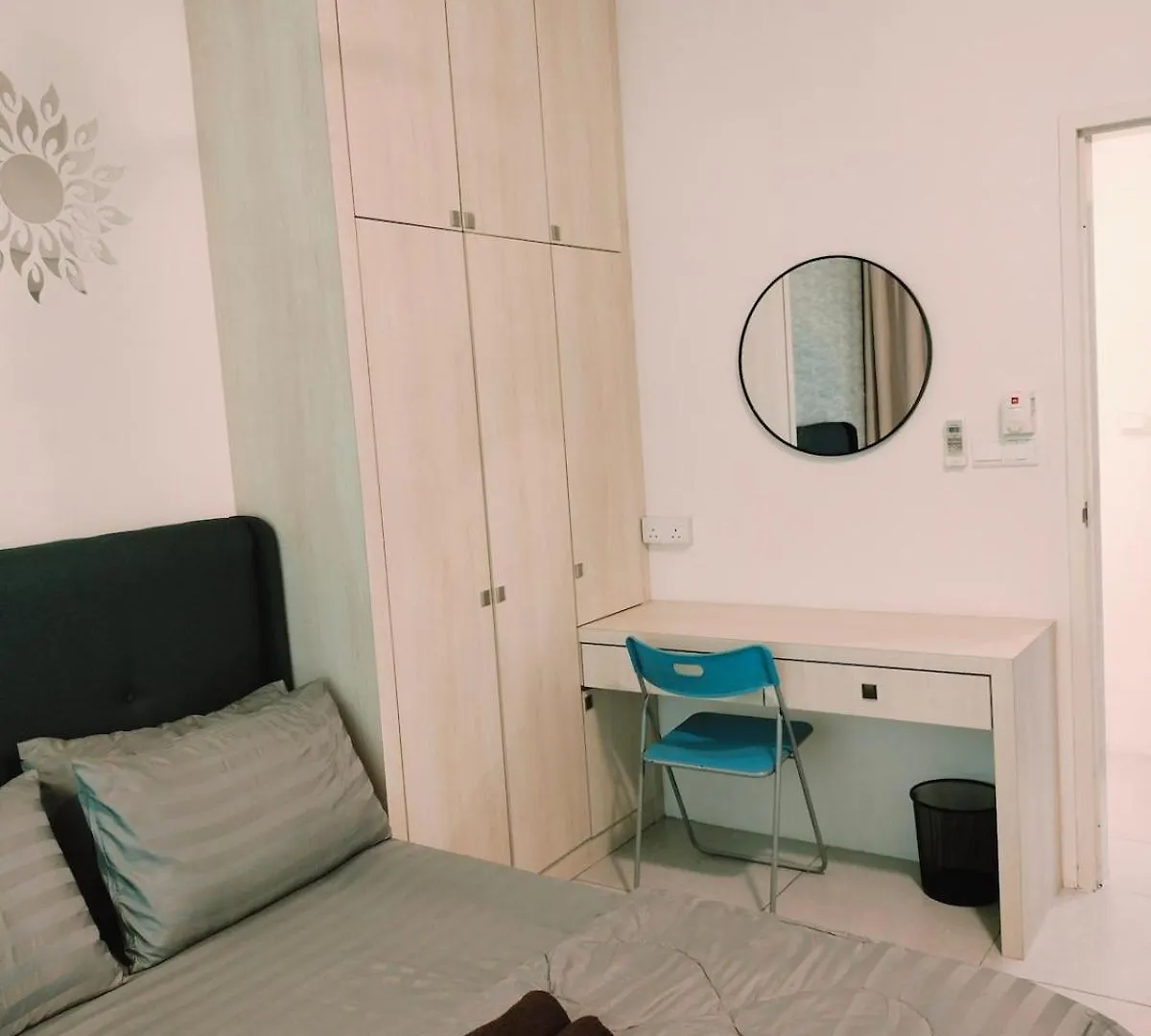 Swim Studio Shortvacay Perai 0*,
